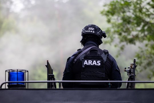 Šūviai Šilutės rajone: 91-erių vyras griebėsi ginklo – teko kviesti „Arą“