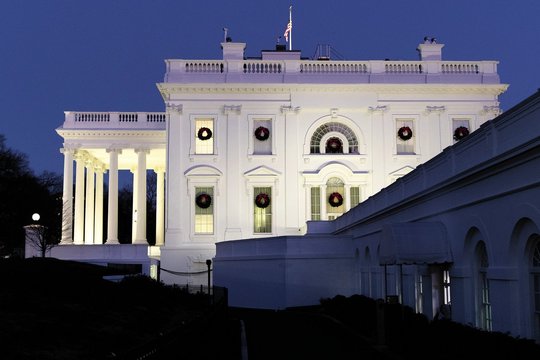 Stabdomos Baltųjų rūmų pokylių salės statybos: „Prezidentas nėra savininkas“