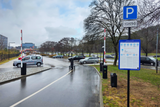 Vilniuje – nauja automobilių stovėjimo aikštelė: skelbia, kokie įkainiai taikomi