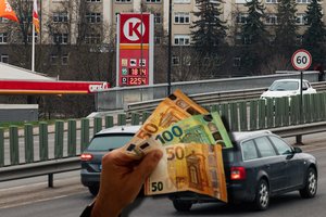 Gyventojams ir verslui meta gelbėjimosi ratą: „Degalų krizę būtų galima išspręsti iš karto“