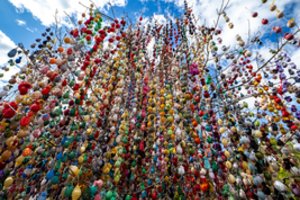 Švėkšniškių kraityje – virš trisdešimt tūkstančių margučių: pasigrožėti plūsta iš visos Lietuvos