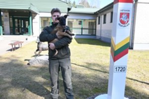 Lietuvos pasieniečių gretas papildė naujas pareigūnas – keturkojis Eidan