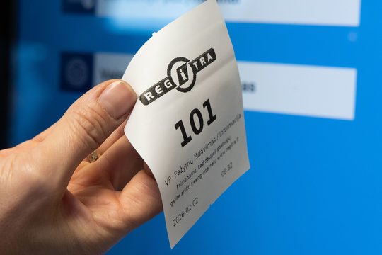 Nuo lapkričio – griežtesnė tvarka jauniesiems vairuotojams: dar galima suspėti pagal senąsias taisykles