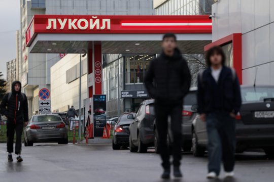 Karas Ukrainoje. Kryme – galingas smūgis: sunaikintas karinis lėktuvas ir dronų „lizdas“