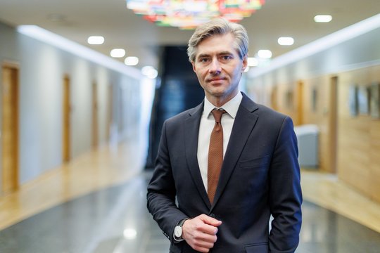 K. Budrys: Hormuzo sąsiaurio blokavimas kelia grėsmę pasaulinei prekybai