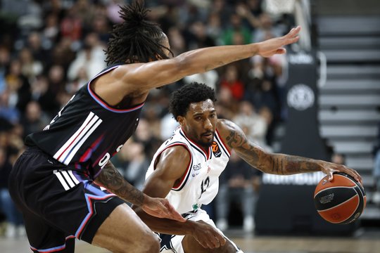 27 taškų persvarą beveik išvaistęs „Paris Basketball“ galiausiai paskandino „Olimpia“ Eurolygos sezoną – italai liks be atkrintamųjų