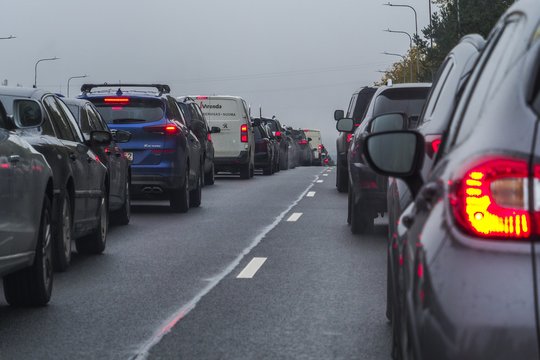 Košmaras ties įvažiavimu į sostinę tęsis iki kitų metų vasaros: aiškina, kaip aplenkti remonto vietas
