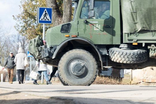 Gyventojai klausia: poligono vietos pasirinkimas ir strateginė reikšmė