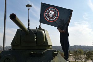 Karo Ukrainoje fone – nesuprantamas lietuvių sprendimas: įmonę pavadino teroristinės organizacijos vardu