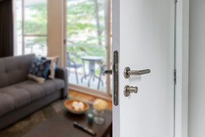 Per šventes išvykstate – pamirštos smulkmenos gali pridaryti rimtų bėdų