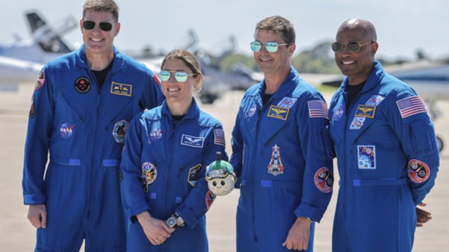 Žmonija artėja prie mėnulio – pasiektas svarbus NASA misijos etapas: įgulos nariai pasidalijo įspūdžiais