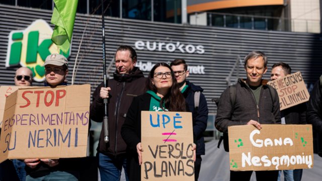 Protestas dėl Neries vagos gilinimo: dalyviai tai laiko akivaizdžiu žingsniu atgal ir įspėja dėl žalos