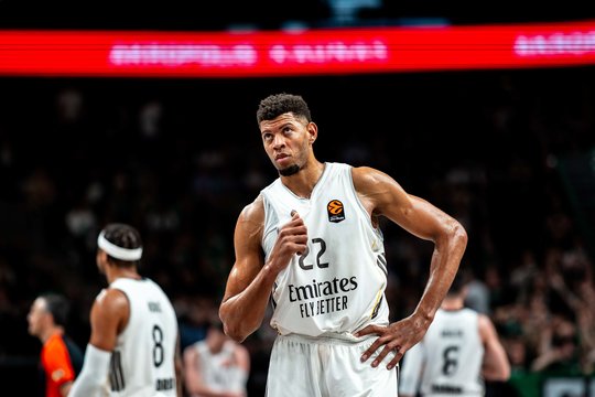 Įspūdingas Eurolygos vakaras: dramatiška „Real“ nesėkmė ir kritęs sezono rekordas