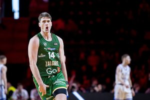 „Žalgirio“ pergalė už aikštelės ribų – pratęsė sutartį su D. Sleva