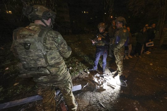 Karas Ukrainoje. Naktis, virtusi košmaru: Rusijos dronai smogė Odesai, miestas – liepsnose