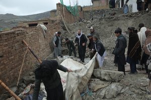 Skaudi tragedija: žemės drebėjimas pražudė 8 šeimos narius