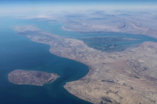 Iranas pateikė sąlygas dėl Hormūzo sąsiaurio atidarymo – įvardijo, kada jis bus atvertas