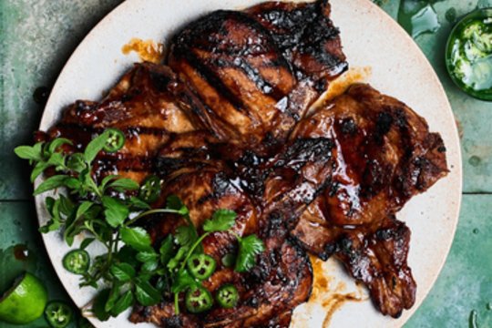 Dvi gardžios idėjos, kurios išgelbės: įspūdingam patiekalui iš mėsos visai nereikės brangių ingredientų