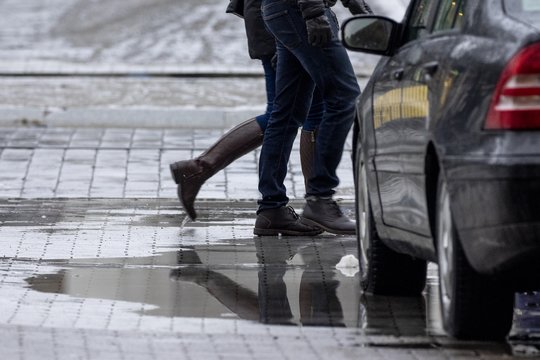 Naktį – minusas, dieną – sniegas: pasakė, kiek Lietuvoje dar laikysis žvarbūs orai