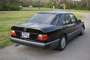 Parduoda neįtikėtiną ištvermę pademonstravusį automobilį: 1,6 mln. kilometrų jam – ne riba