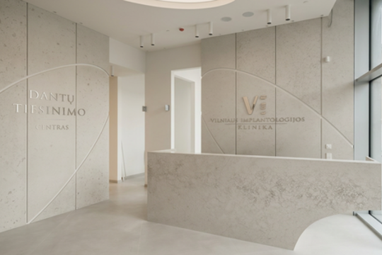Naujas etapas Vilniuje: „Dantų tiesinimo centras“ plečiasi ir sujungia modernią odontologiją po vienu stogu