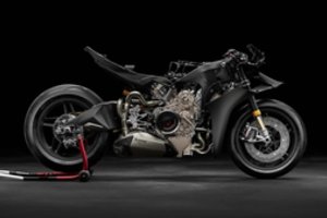 „Ducati“ pagamino greičiausią ir brangiausią markės motociklą – išleis vos 500 vienetų
