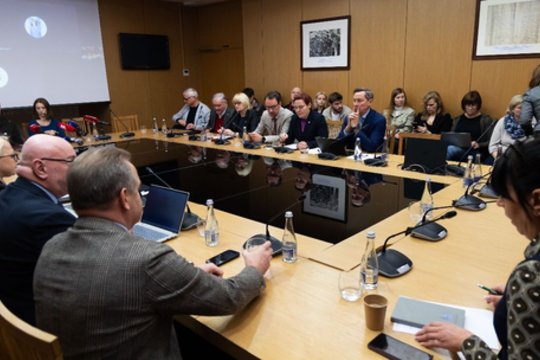 LRT įstatymo procesą laiko klampinimu: niekas nepasikeitė – norima padaryti valstybinę televiziją