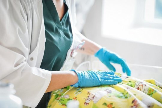 NVSC: praėjusią savaitę dėl gripo ir COVID-19 į ligonines paguldyti 27 žmonės