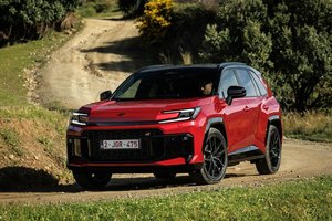 2026 m. „Toyota RAV4“ testas: kuo ypatinga nauja populiariausio pasaulyje SUV karta 