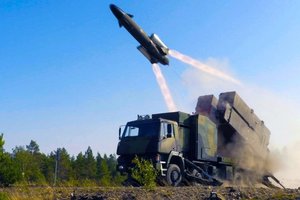 Ukraina smogė rusams naudodami švediškas raketas – ir štai kuo jos pasižymi