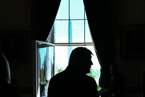 Atskleidė, kaip vyko beprotiškos derybos tarp JAV ir Irano: bendravo rašteliais