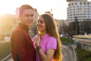 Ekspertė įvardijo 8 ženklus, kad jūsų santykiams gresia pabaiga