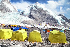 Alpinistų svajonę apgaubė karti istorija: gidai kaltinami siaubingais nusikaltimais