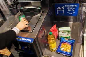 Nuoseklus kainų mažinimas „Lidl“ parduotuvėse – atpigintų prekių krepšelio kaina sumažėjo beveik 45 eurais
