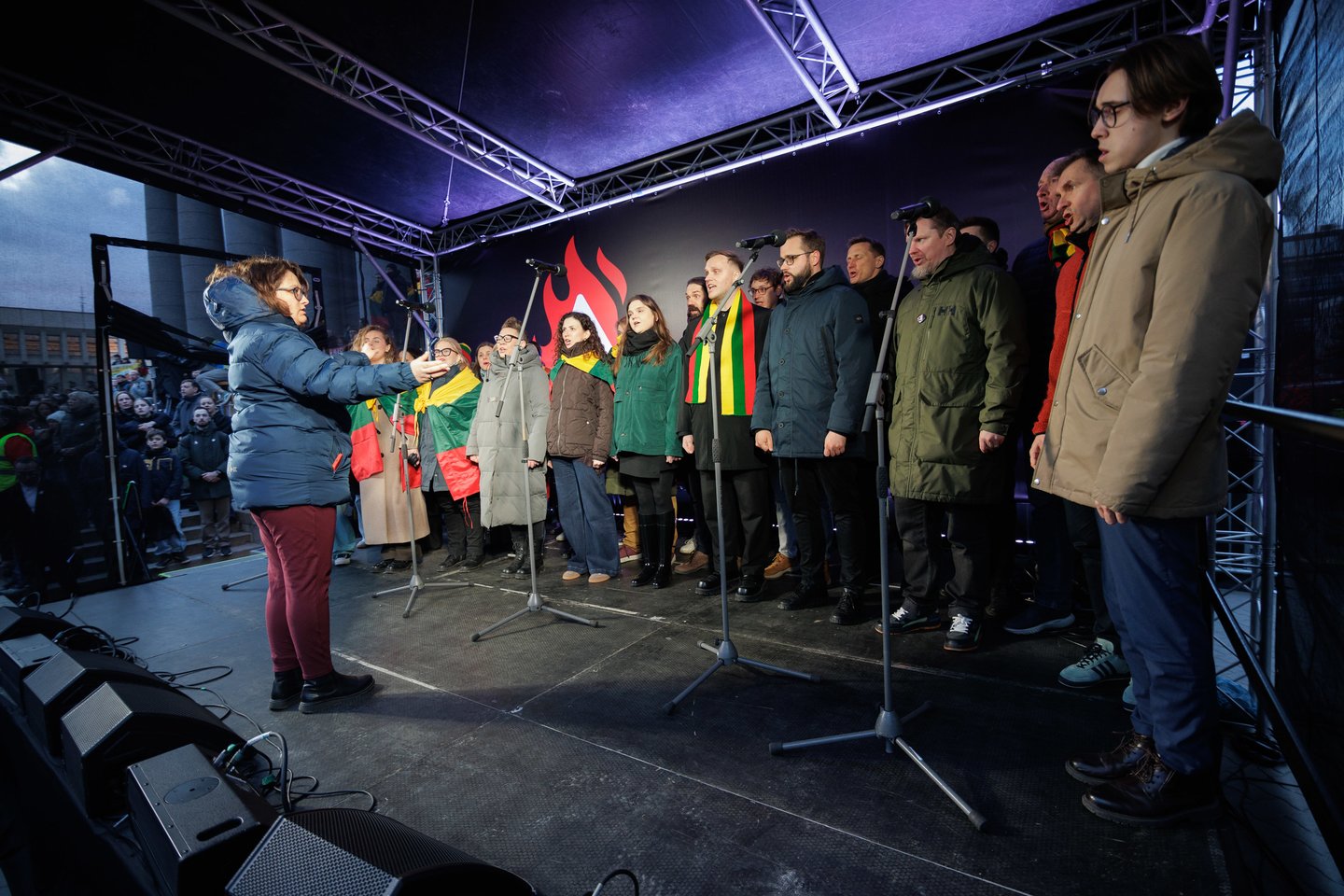 Tūkstantinė minia, rodanti, kad jai ne vis vien: užfiksavo protestą už laisvą žodį<br>V. Skaraičio nuotr.