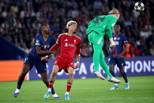 Kaip susitarę Čempionų lygoje: PSG ir „Atletico“ varžovams  „Liverpool“ ir „Barcelona“ išrašė pralaimėjimus tuo pačiu skirtumu