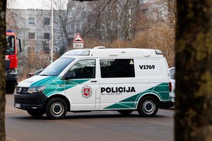 Dėl melagingo skambučio apie sprogmenis Vilniuje ant kojų buvo sukeltos visos tarnybos