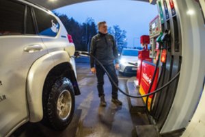 Trapios derybos Irane vėl šokdina naftos kainas: kiek pabrango