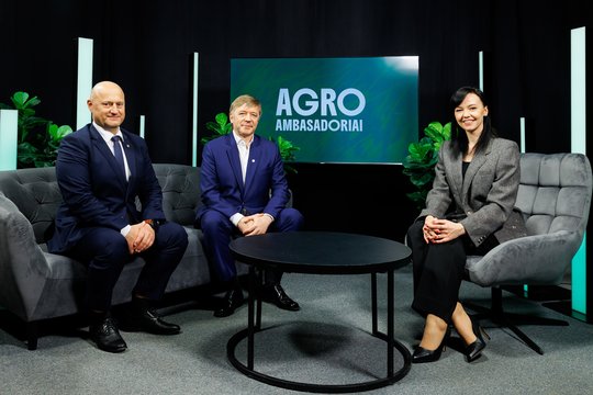 Nuo dronų laukuose iki muzikos fermose: kaip atrodo naujos kartos žemės ūkis