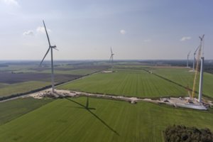 Lenkijos bendrovė Lietuvoje statys vėjo jėgainių parką: projekto vertė – 28,5 mln. eurų