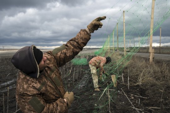 Karas Ukrainoje. V. Zelenskis: Ukraina siūlo Rusijai pratęsti paliaubas ir po Velykų