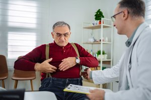 Stemplės vėžį vilniečiui išdavė neįprastas sutrikimas: „Viskas pasijuto gana staigiai“