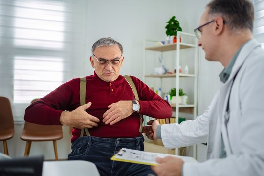 Stemplės vėžį vilniečiui išdavė neįprastas sutrikimas: „Viskas pasijuto gana staigiai“