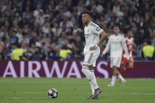 Madrido „Real“ žada vėl keisti trenerį: tarp taikinių – netikėtas pasirinkimas
