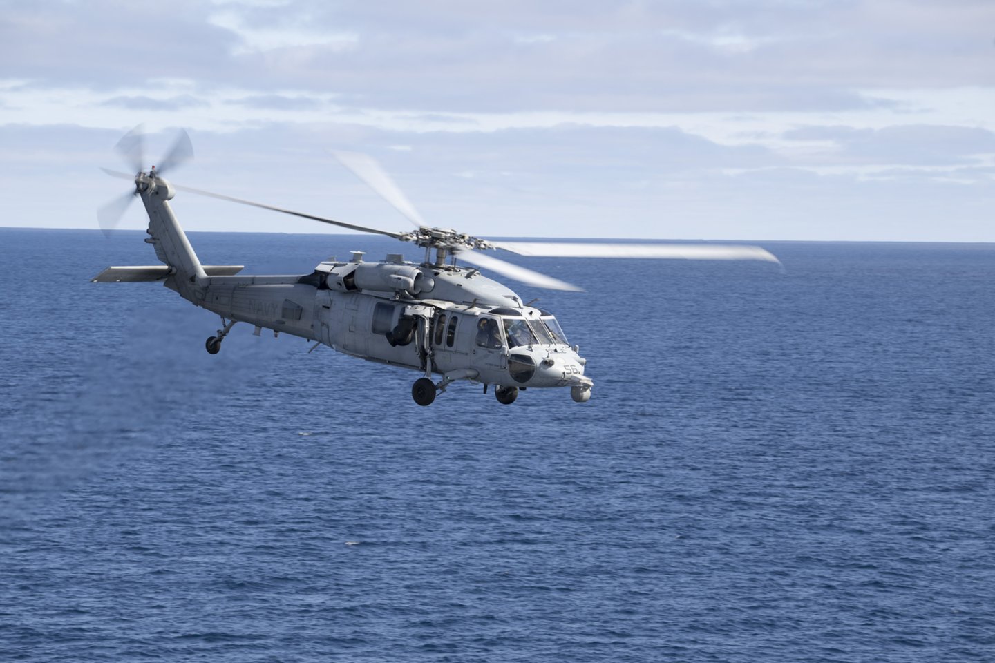 „Artemis II“ astronautai sėkmingai grįžo į žemę.<br> EPA/ELTA nuotr.