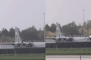 Incidentas Airijoje: vyras apgadino JAV karinių oro pajėgų lėktuvą