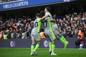 „Arsenal“ įtampa kyla vis labiau – juokauti nenusiteikusi „Manchester City“ priartėjo grėsmingai