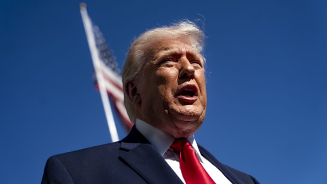 Žlugus deryboms – D. Trumpo kirtis: pradeda Irano uostų blokadą