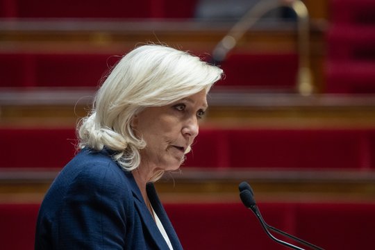 Prancūzų dešinioji populistė M. Le Pen išliejo pyktį dėl V. Orbano pralaimėjimo