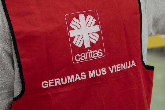 Apklausa: daugiau nei pusė Lietuvos gyventojų bijo sunkios ligos ir benamystės